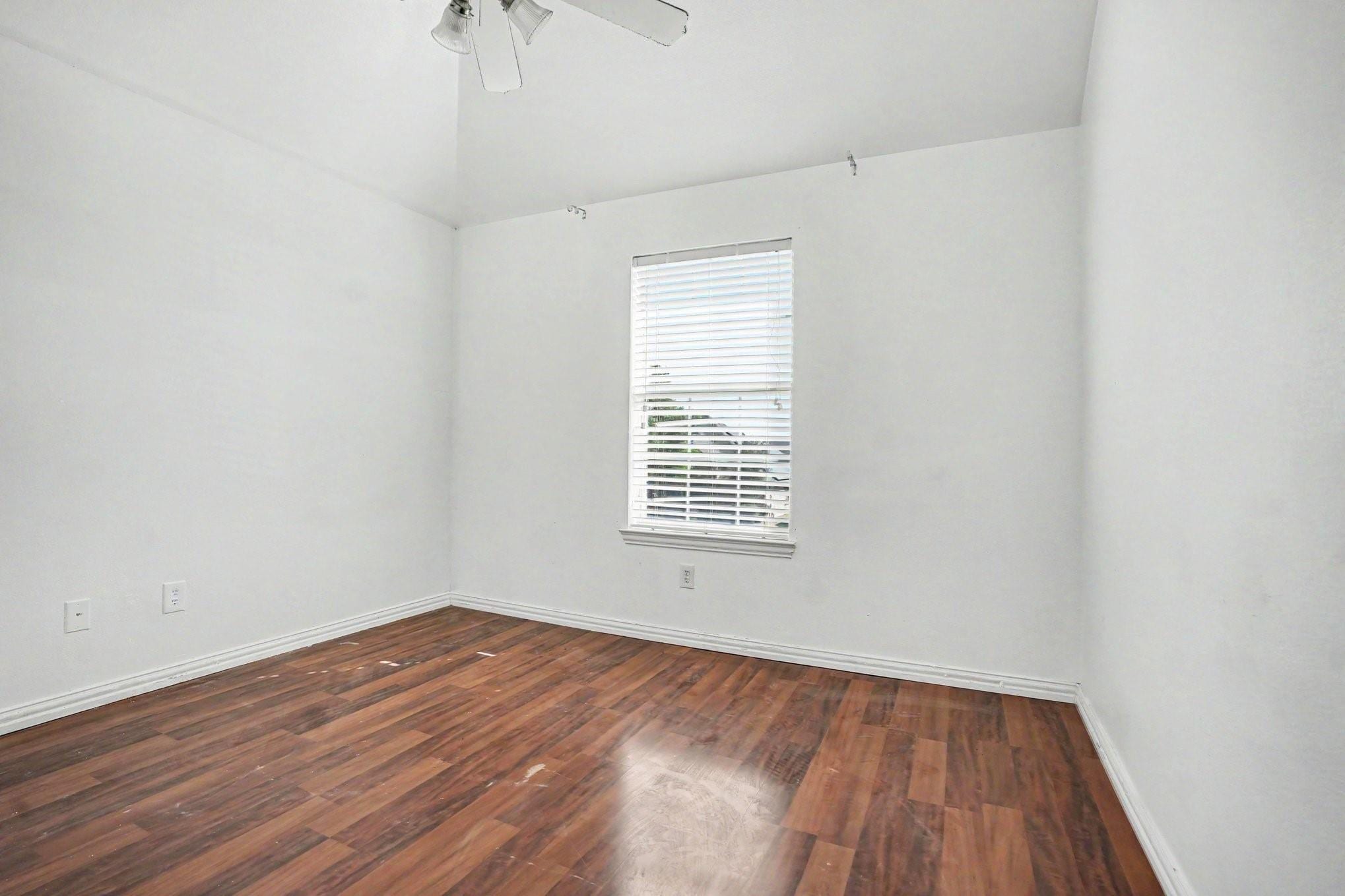 Building Photo - 3023 Riverwood Ln