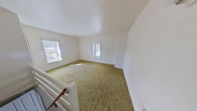 Building Photo - Spacious Duplex in Red Lion Township