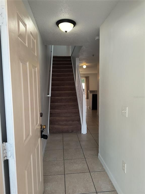 Building Photo - 1657 Windsor Oak Ct