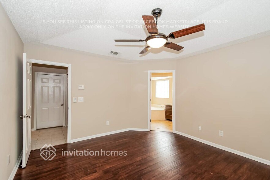 Building Photo - 277 Maplewood Dr