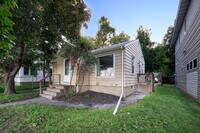 Building Photo - Charming 3-Bedroom Home with Finished Basement in Minneapolis!