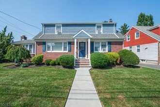 Building Photo - 44 Gless Ave