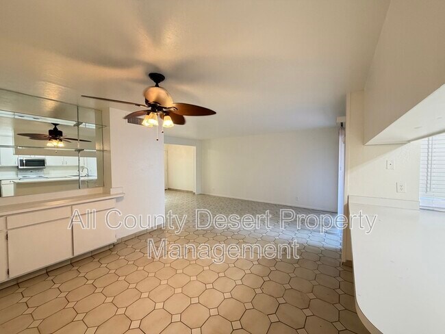 Building Photo - 73340 Shadow Mountain Dr