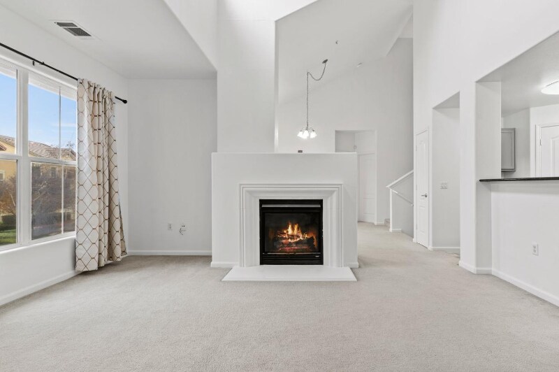 Primary Photo - 5350 Dunlay Dr