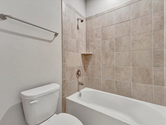 Building Photo - Savanna, Lakewood Ranch 4 bed/2.5 bath Unfurnished Home