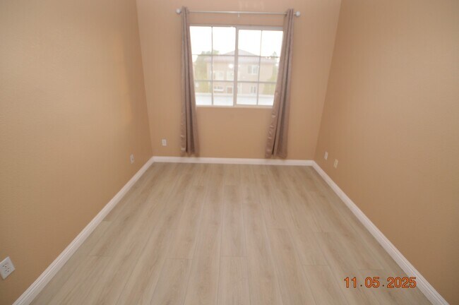 Building Photo - 10014 Hermit Rapids Ave