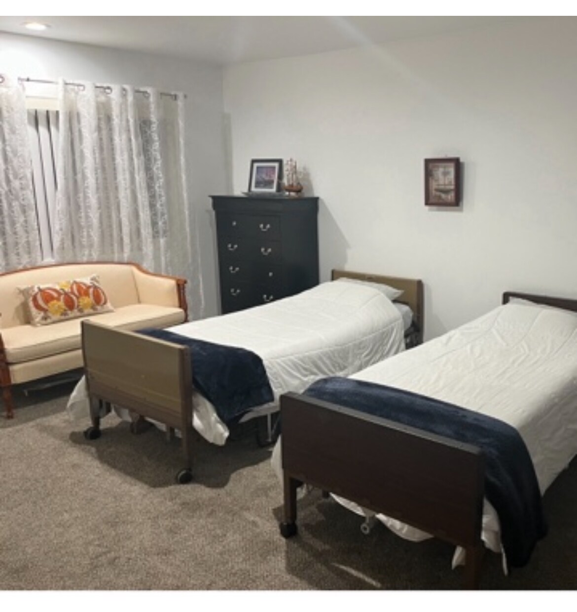 Building Photo - 17220 Ballinger St