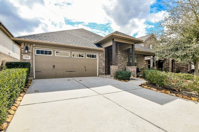 Building Photo - 1515 Anyder Pl