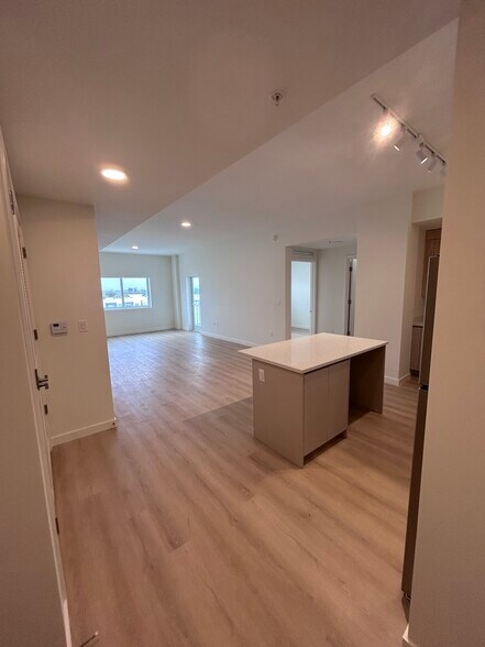 Building Photo - 1715 N J Ter