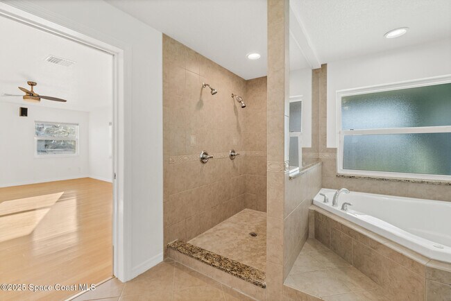 Building Photo - 156 Wilson Ave