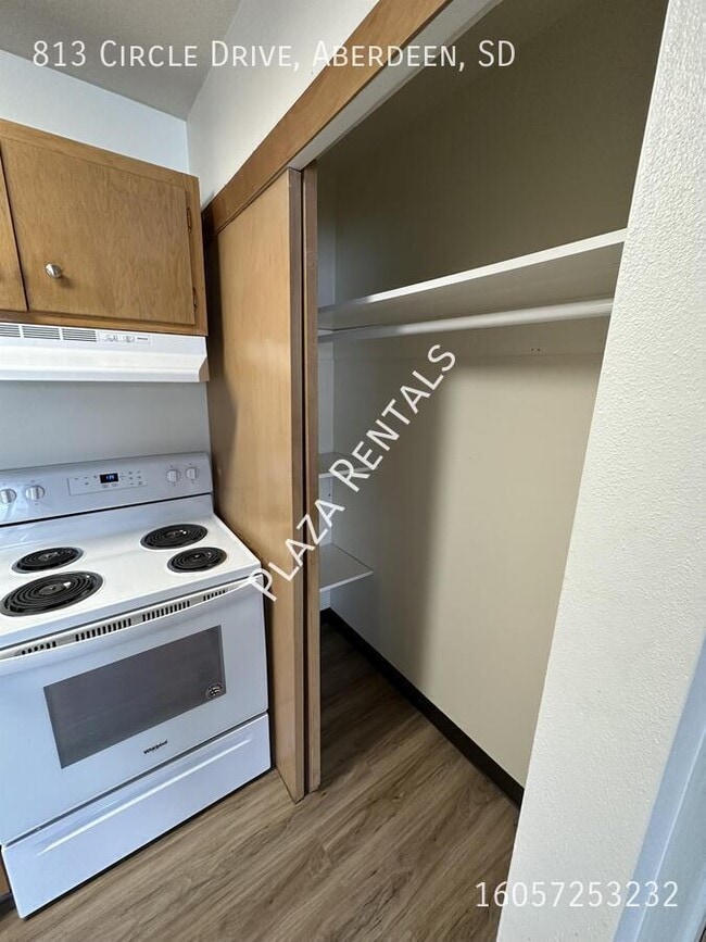 Building Photo - 2119 4th Ave SE