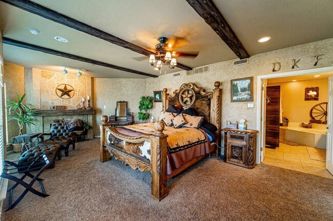 Building Photo - 3404 American Dr