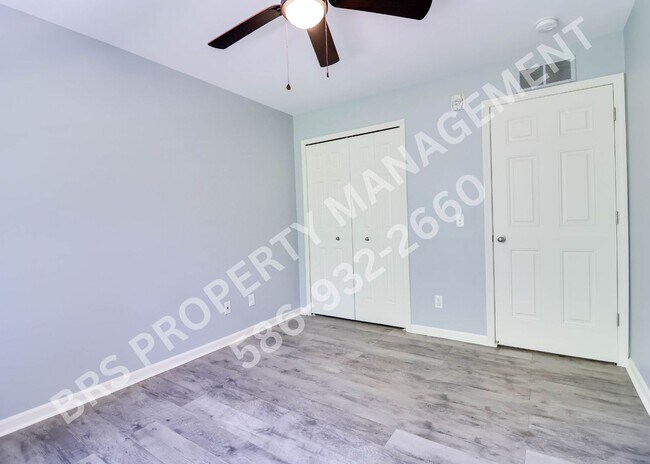 Building Photo - 2-bedroom 2 bath condo in Shelby Township
