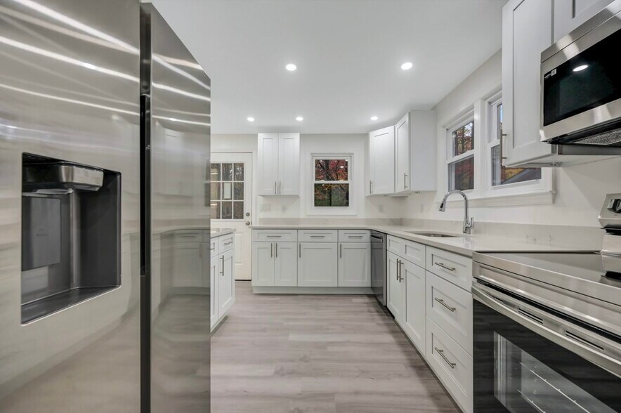 Building Photo - 752 Toll Rd