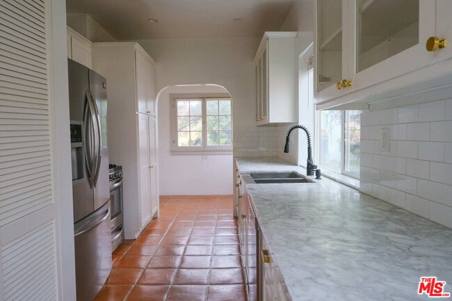 Building Photo - 5112 Edgewood Pl