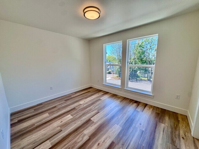 Building Photo - 1ST MONTHS RENT FREE! New Construction, Beautiful, Townhomes! 2 & 3 BEDRM UNITS AVAILABLE