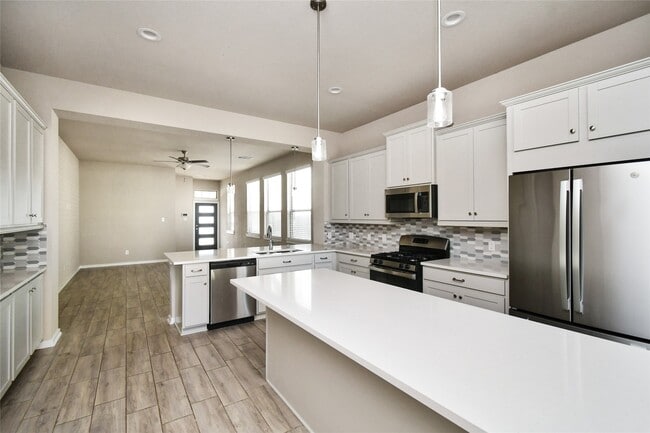 Building Photo - 939 Malibu Shr Ln