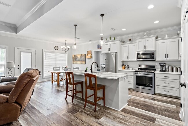 Building Photo - Coming Soon - 100 Brichwood Place