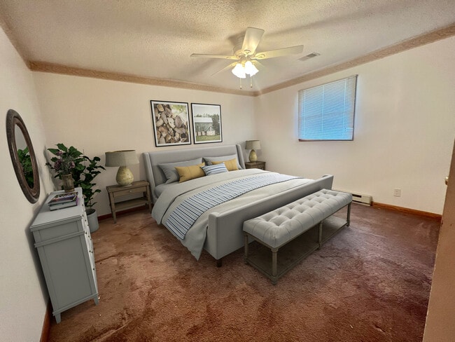 Building Photo - 532 West St