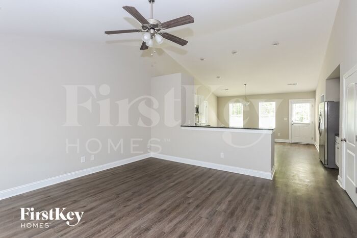 Building Photo - 2035 Samantha Dr