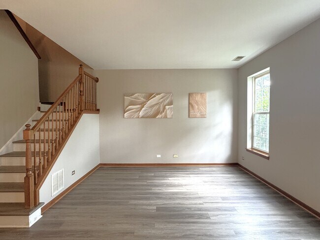 Building Photo - 2460 Georgetown Cir