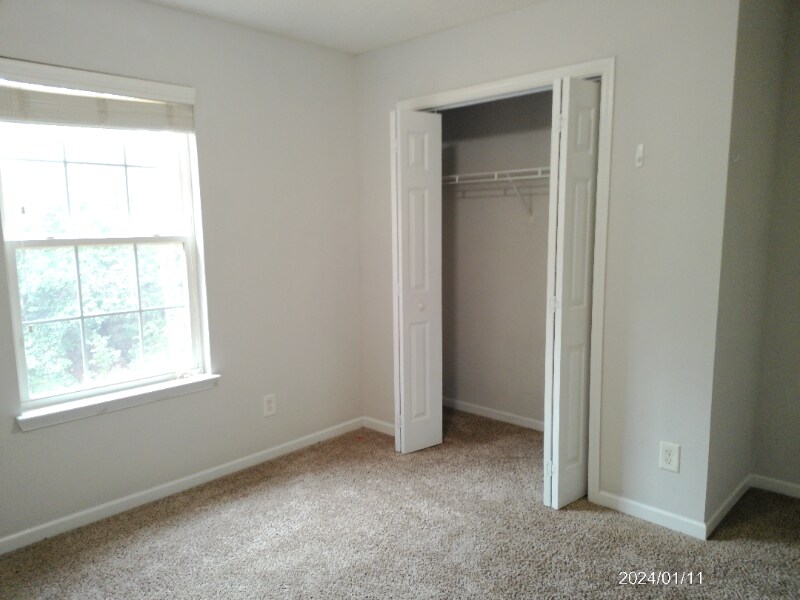 Building Photo - 316 Laurie Ln