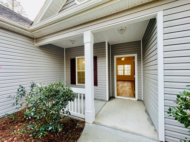 Building Photo - 3/2 single family - quiet neighborhood - u...