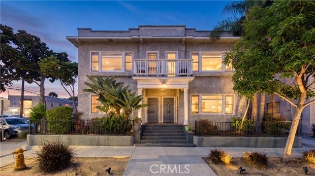 Building Photo - 242 Gaviota Ave