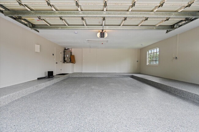 Building Photo - 10719 Tamis Trail