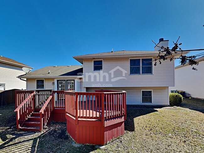 Building Photo - 1509 Bassett Dr