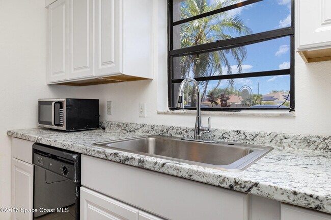 Building Photo - 2249 Flower Tree Cir