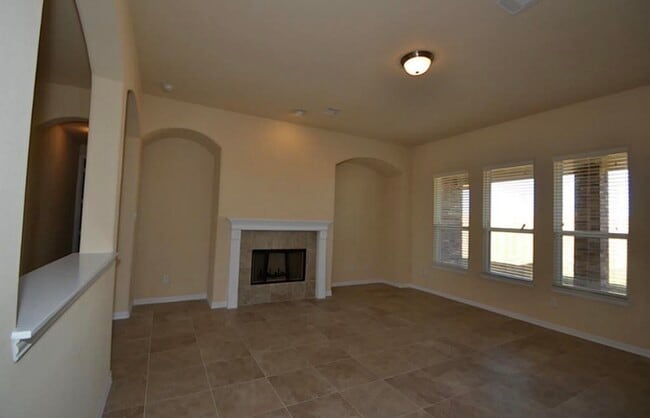 Building Photo - 7026 Belle Meadow Ln