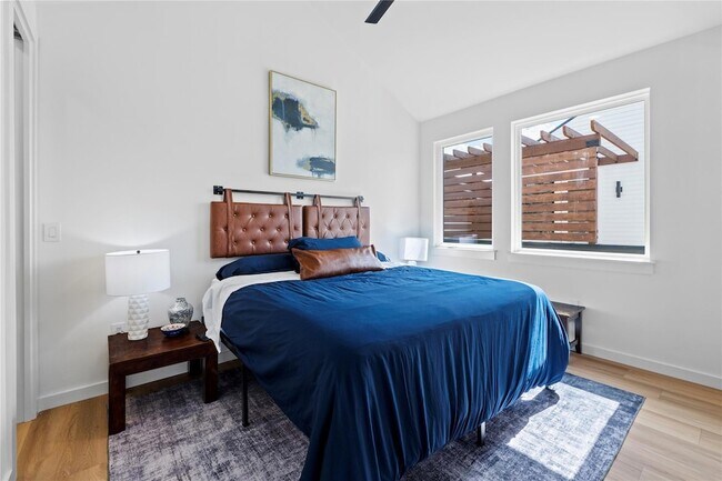 Building Photo - 506 Krebs Ln