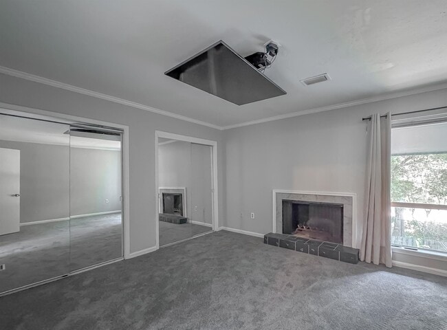 Building Photo - 2949 N Shamrock St