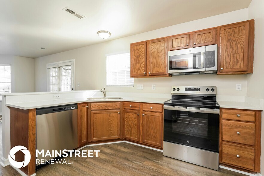 Building Photo - 2115 Gramercy Park Dr