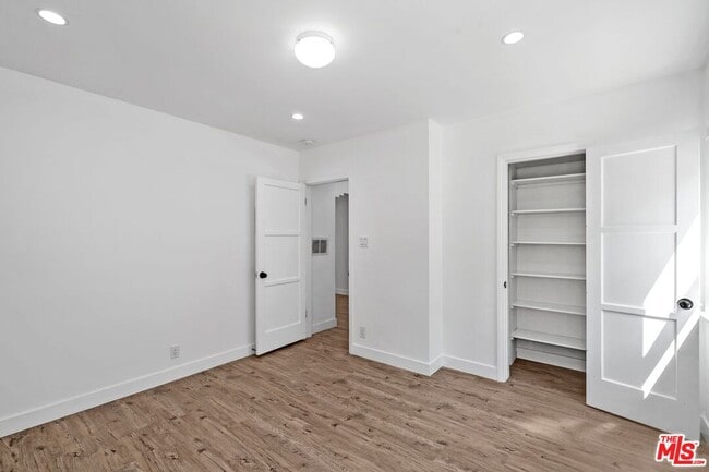Building Photo - 1805 7th St