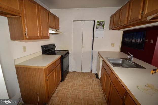 Building Photo - 2217A Durham Ct