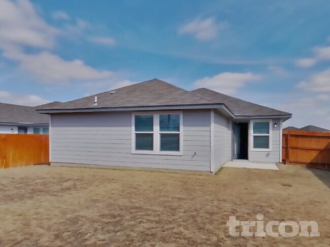 Building Photo - 5503 Shasta Pl