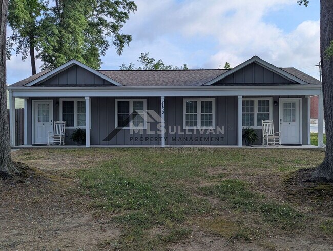 Building Photo - 2130 Sovereign St