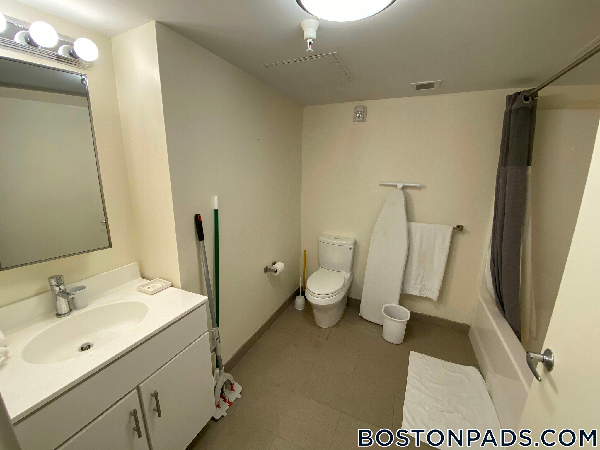 Building Photo - 8 Winter St