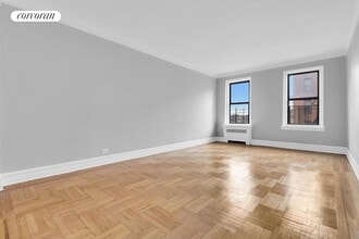 Building Photo - 3000 Valentine Ave