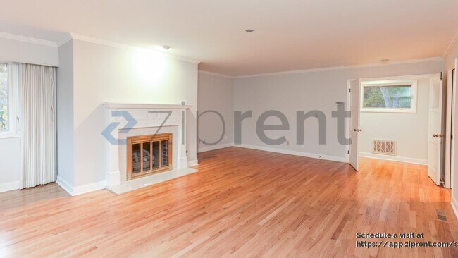 Building Photo - 16000 Greenwood Rd