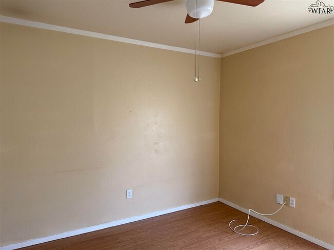 Building Photo - 3031 Stearns Ave