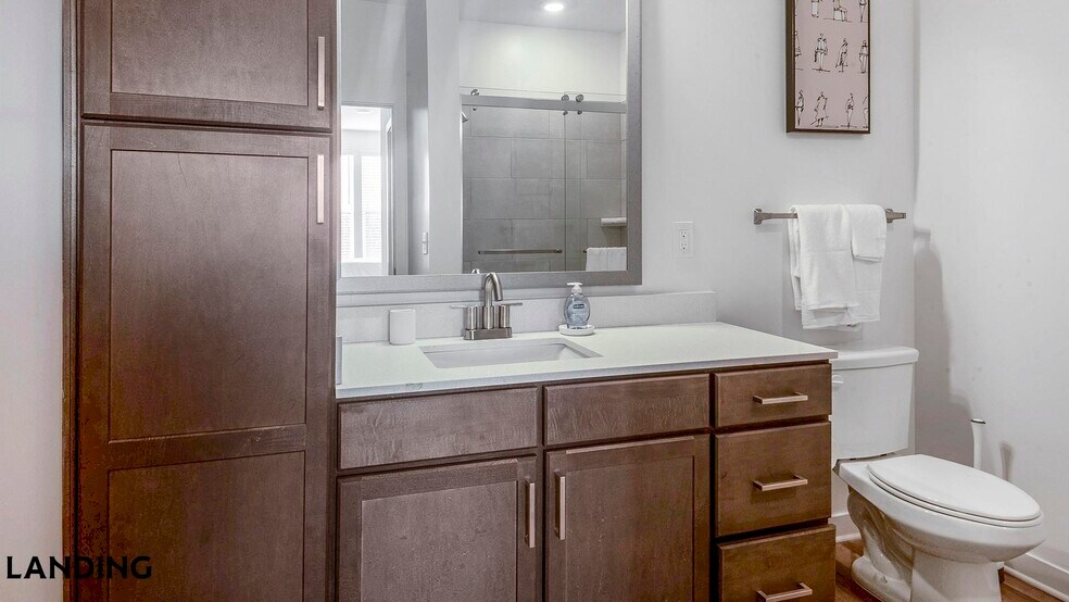 Building Photo - 4670 Merchants Park Cir