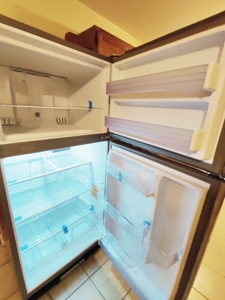 Large Refrigerator - 3291 Bristol Hall Dr