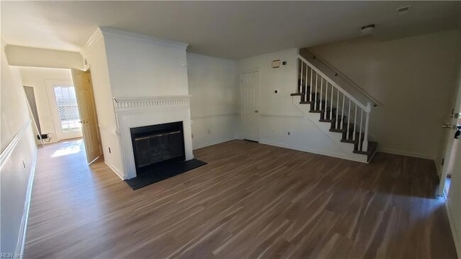 Building Photo - 1219 Mill Stream Way