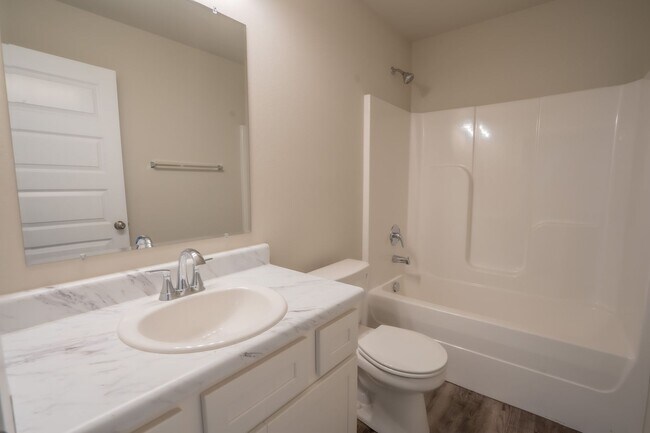 Building Photo - 1529 S 31st St