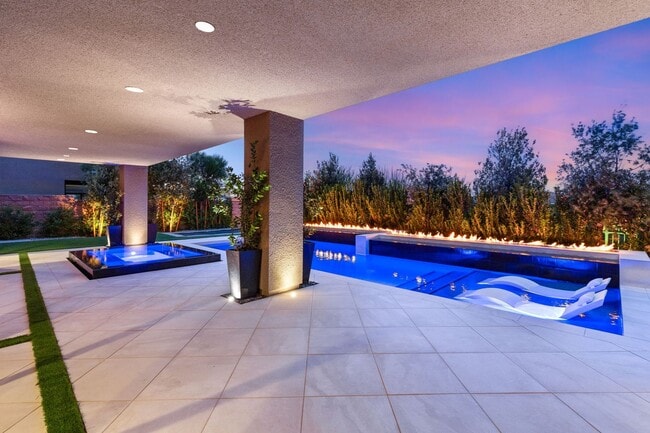 Building Photo - 11142 San Terrazo Pl