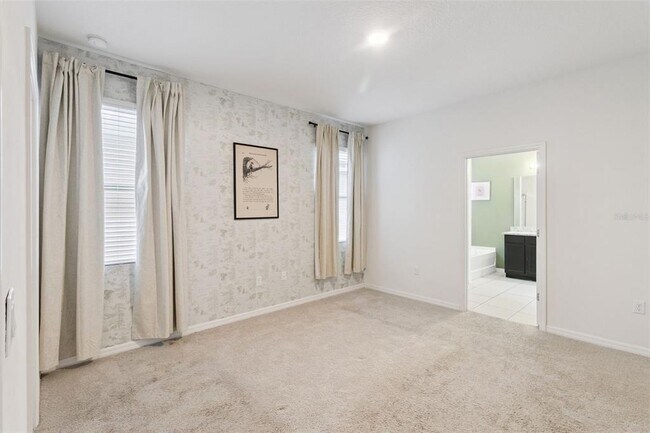 Building Photo - 5289 Oakbourne Ave