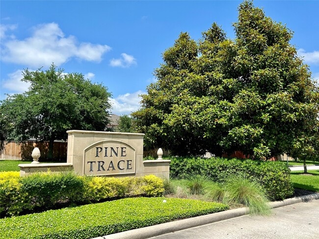 Building Photo - 9922 Southern Bayberry Dr